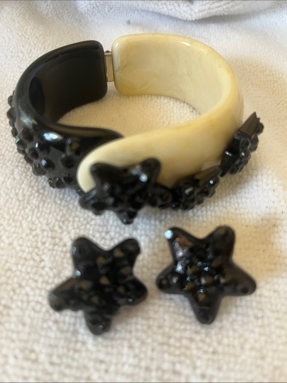 Two-Tone Black and Cream Star Earrings bracelet Set KATRINA